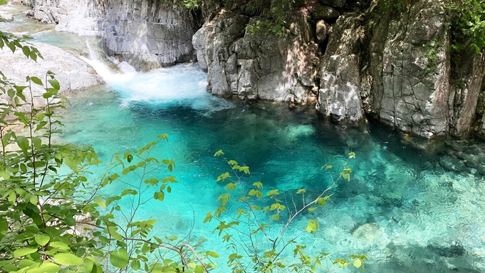 【朝食付】最終到着21時まで！とろりとした天然温泉と栄養しっかり和朝食♪絶景の阿寺ブルーはお車2分